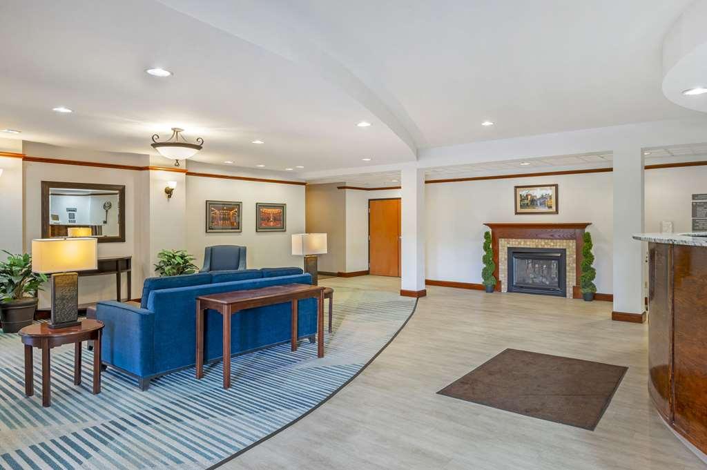 Comfort Suites French Lick Interior photo